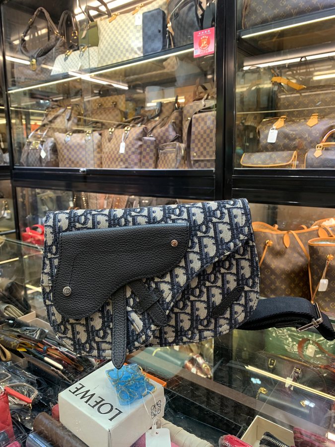 Dior Saddle Pouch Crossbody