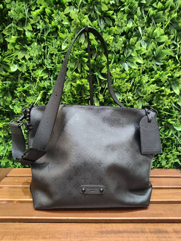 Louis Vuitton Midnight Vagabond Hobo