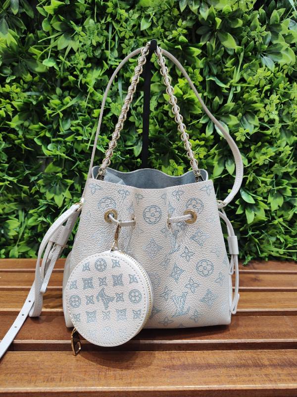 Louis Vuitton Bella