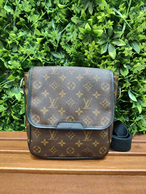 Louis Vuitton Macassar Bass MM