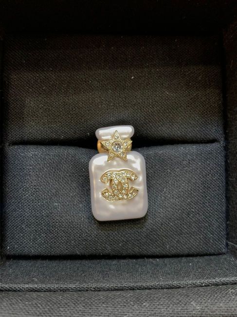 Chanel Pin Badge/B23 二手配飾