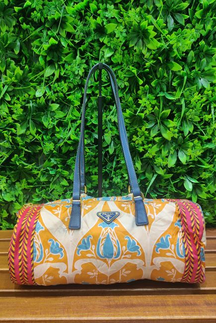 Prada Barrel Bag 二手手袋