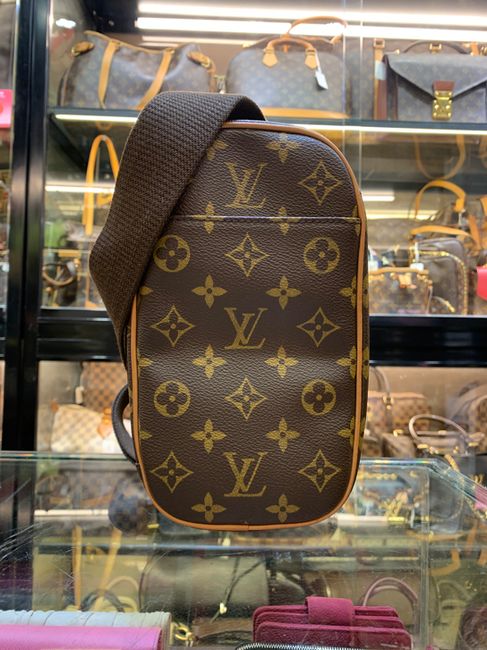 Louis Vuitton Pochette Gange/CA0055 二手手袋