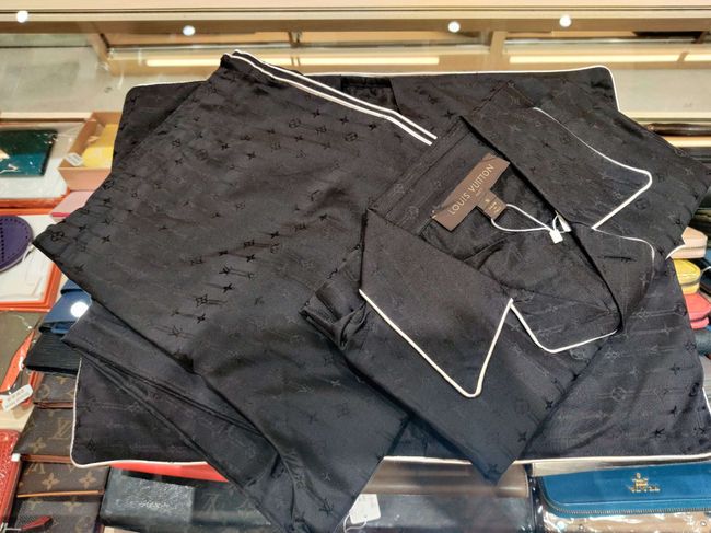 Louis Vuitton Pajamas 二手配飾