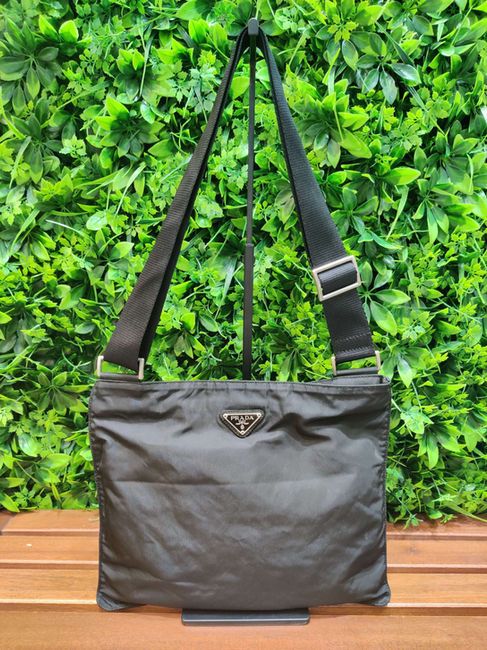 Prada Crossbody Bag 二手手袋