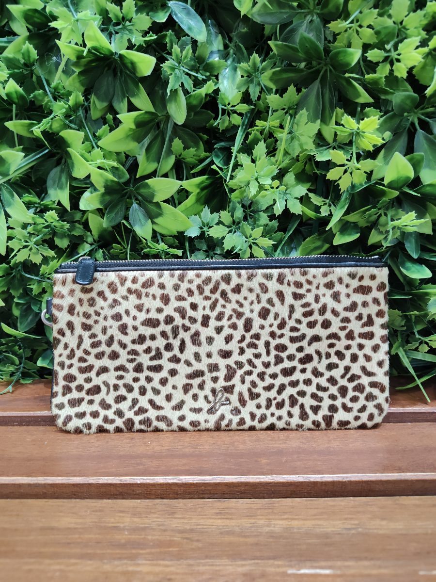 Agnes B Pouch 二手配飾